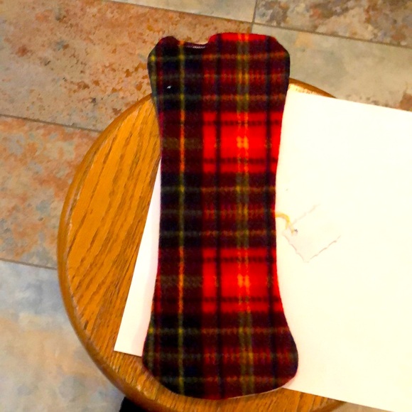 Handmade, Burp Cloths, Fleece, about 12 Inches By 6 Inches, Two Sided, Plaid - Picture 2 of 3